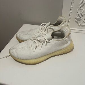 Yeezy Cream Sneakers